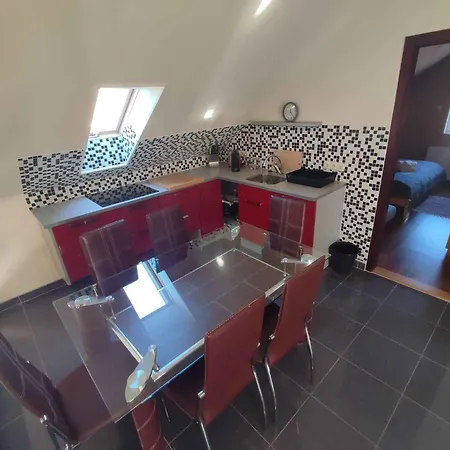 In - Balaton 48109 Holiday home *